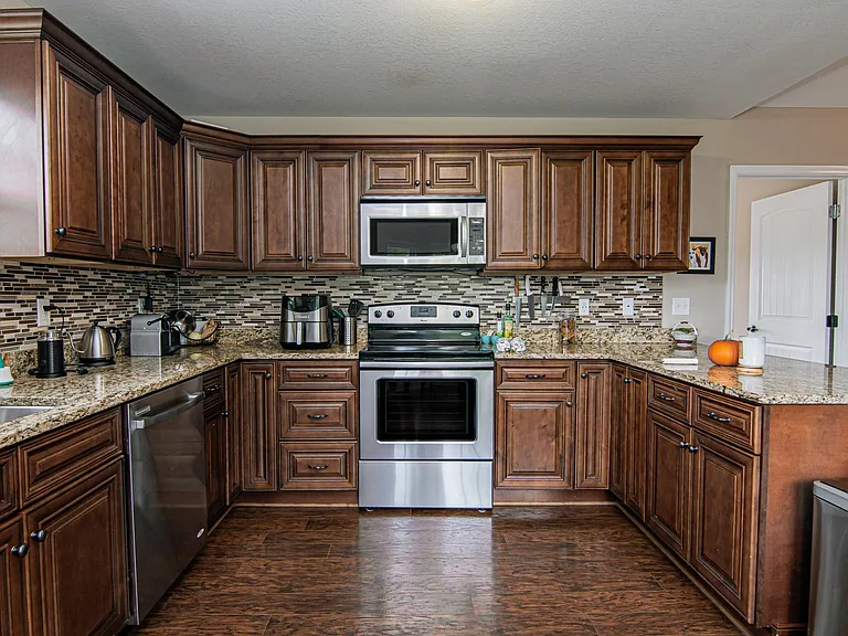459 Titanium Dr — Photo 17