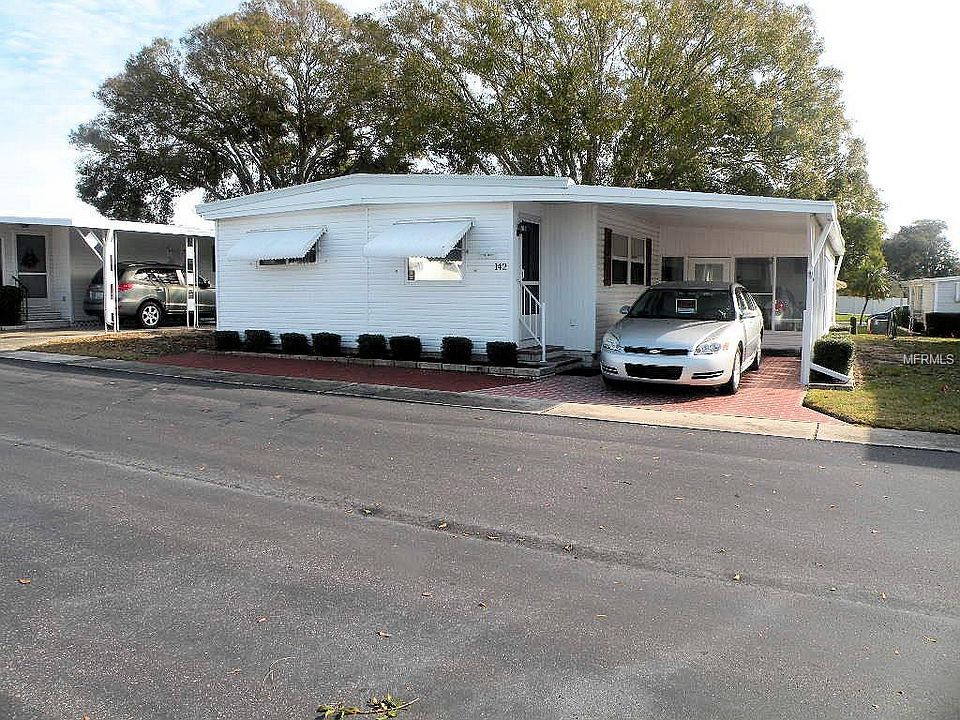 1st image of 142 Fern Palm St #142