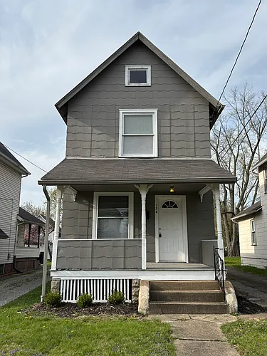 134 E Main St Photo 1