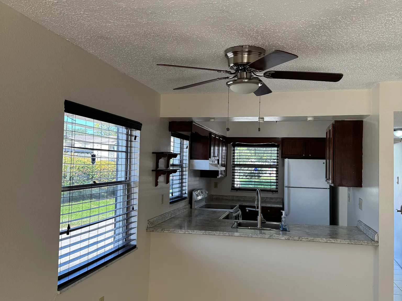6079 Amberly Ter — Photo 3