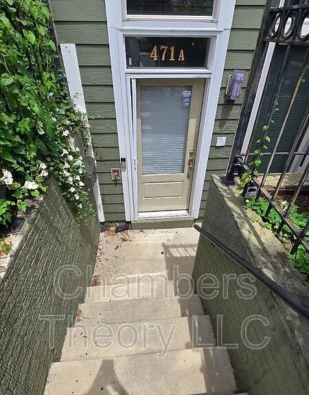 471A Luray Pl NW — Photo 3
