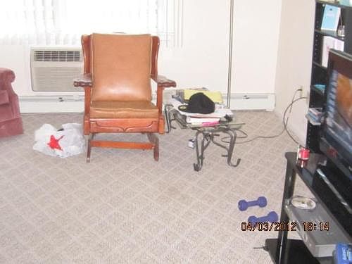3rd image of 40 Williams Ave APT 2A