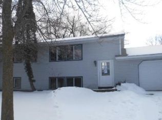 2110 Cliffview Dr, Eagan, MN 55122