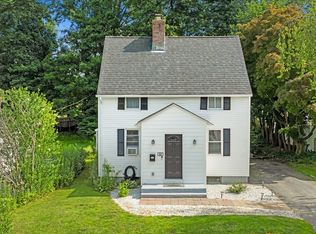 11 Heroult Rd, Worcester, MA 01606