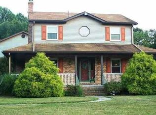 9 Kimberly Ln, Carlisle, PA 17015