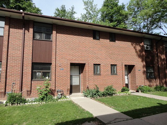 1st image of 151 Barrington Ave