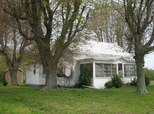 4375 Oakland Rd, Farnham, VA 22460