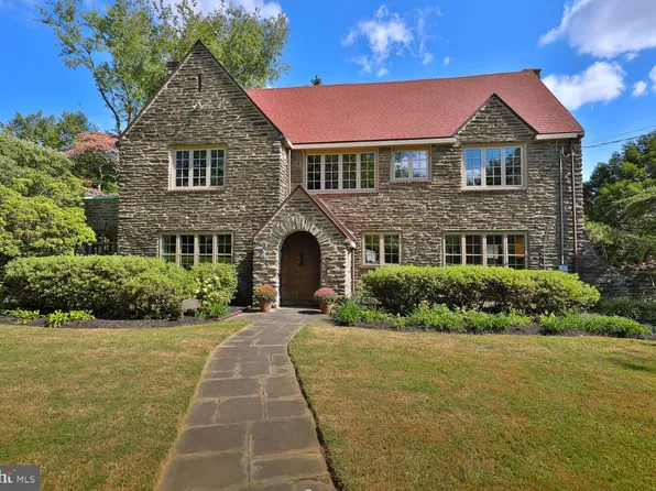 3803 The Oak Rd, Philadelphia, PA 19129