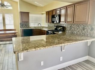 1914 Guinn Dr, Henderson, NV 89074