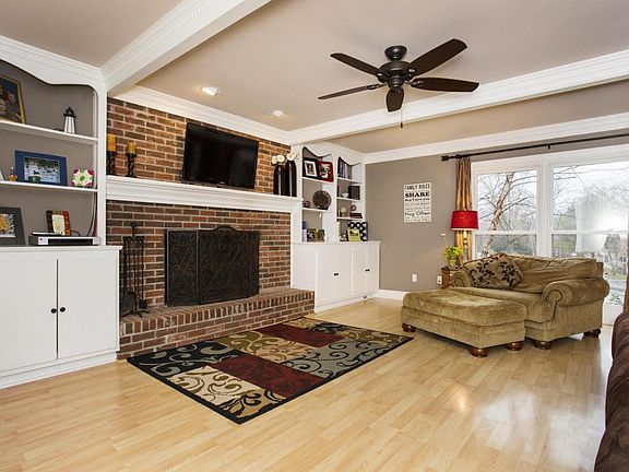 3-family room