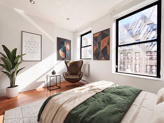 3rd image of 109 W 105th St APT 4B
