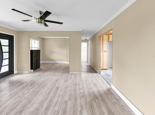 909 Ives Creek Rd, Bellville, TX 77418