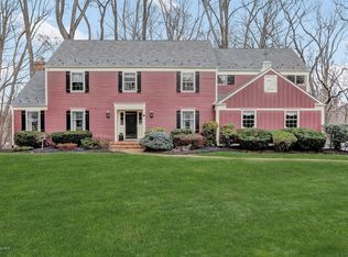 16 Saddle Ridge Rd, Colts Neck, NJ 07722