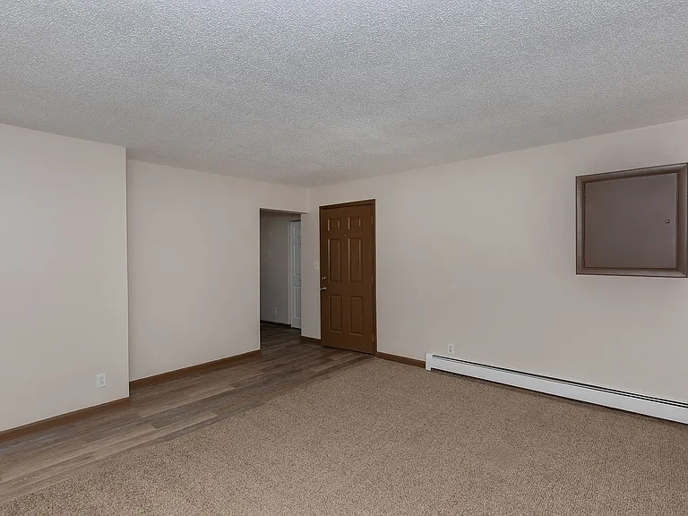 503 Sycamore St — Photo 10