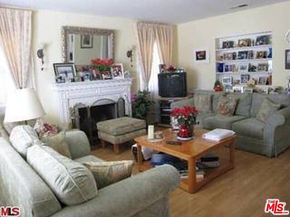 3rd image of 1736 Wellesley Ave