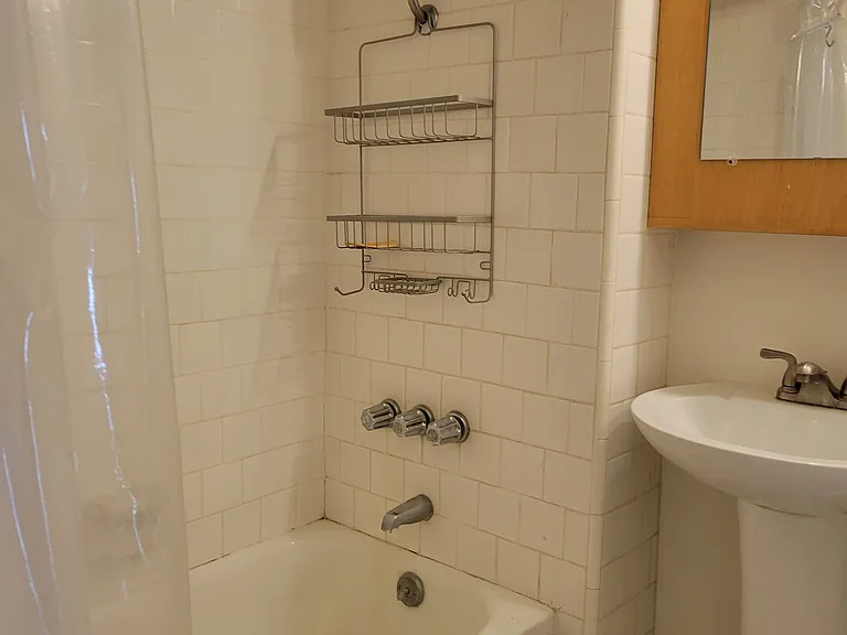465 Harrison Ave — Photo 13