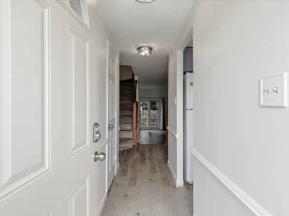 5816 Norham Dr, Alexandria, VA 22315