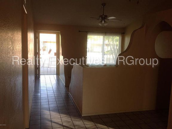 4th image of 2600 W Vereda De La Manana