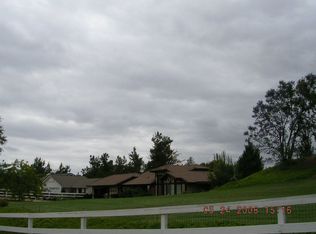 18500 Chickory Dr, Riverside, CA 92504