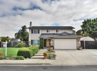 2758 Farnsworth Dr, Livermore, CA 94551