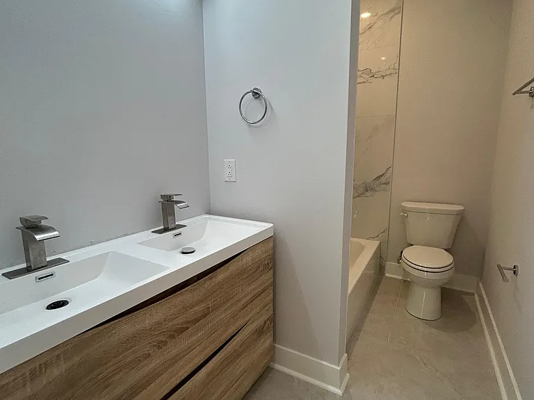 2205 N Franklin St #2 — Photo 17