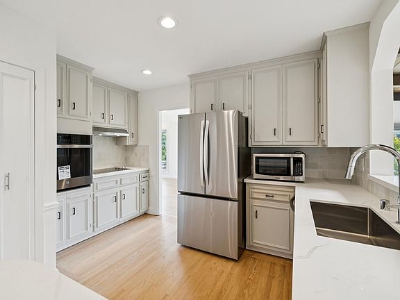 Brand new appliances!