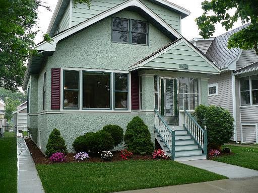 1st image of 3536 S Gunderson Ave