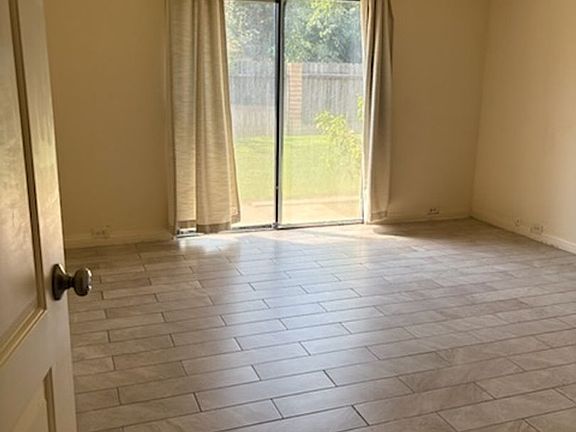 4th image of 27376 San Jose Ave
