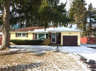 179 Sunnyside Dr, Rochester, NY 14623