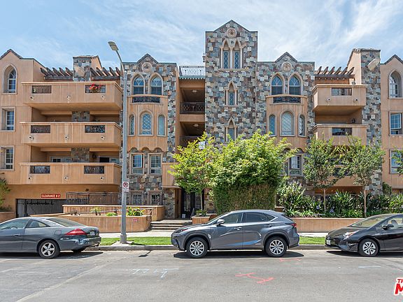 2nd image of 1845 Federal Ave APT 402