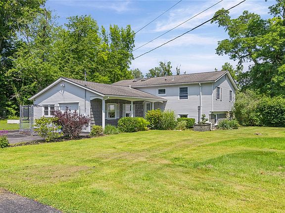 3rd image of 43 Hill Rd