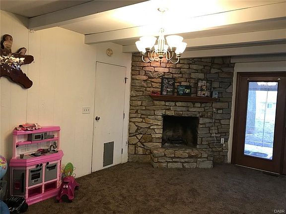 3rd image of 6771 Glenhills Dr