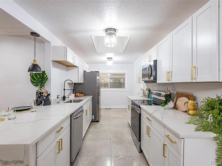 2317 S Patton St #1 — Photo 18
