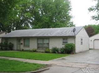 3101 S Hawthorne Ave, Sioux Falls, SD 57105