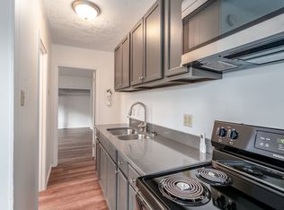 4619 9th St NW APT 2, Albuquerque, NM 87107
