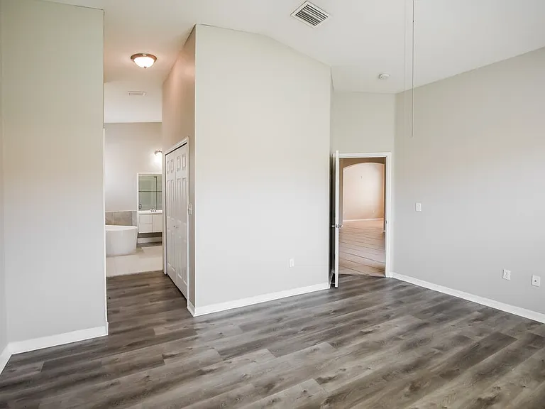 13124 SW 23rd St — Photo 11