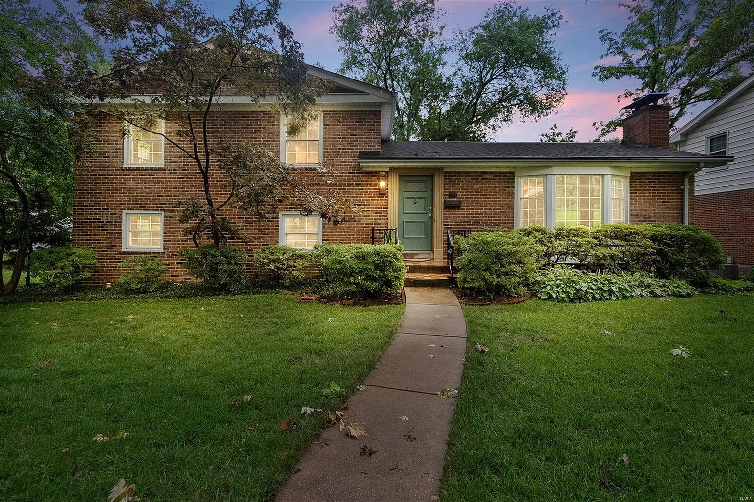 1146 Glenway Dr photo 1