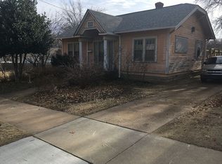 1912 E 17th Pl, Tulsa, OK 74104