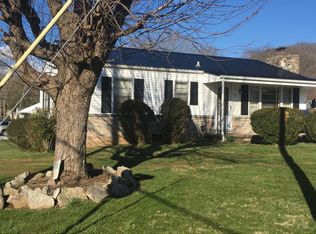 811 Fairlane Dr, Erwin, TN 37650