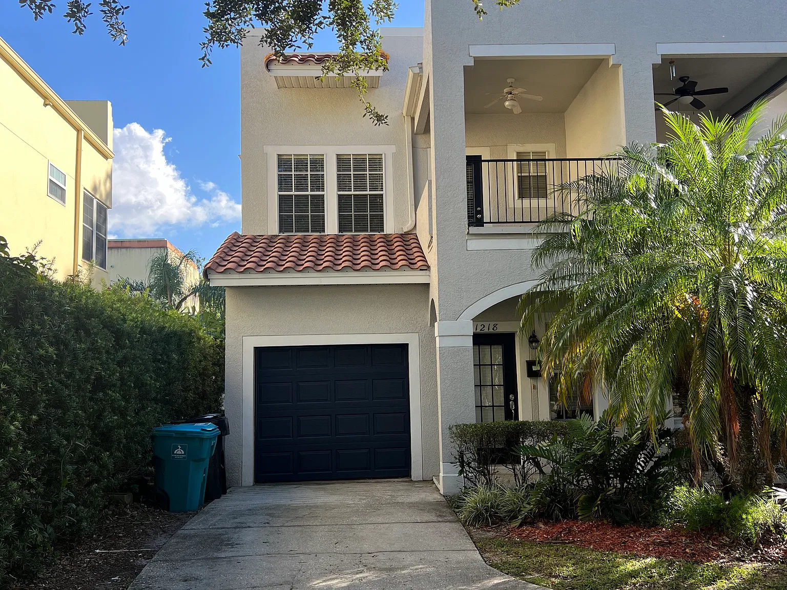 3 bed, 2.5 bath, 1769 sqft, $3,100 — Photo 1