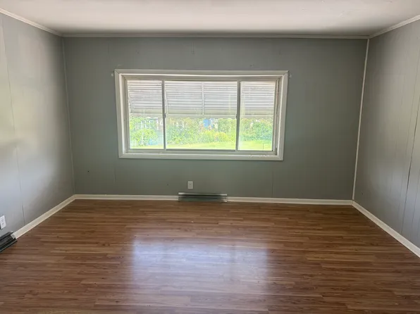 631 S Oakland Ave, Sharon, PA