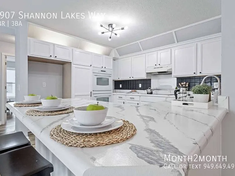 7907 Shannon Lakes Way — Photo 8