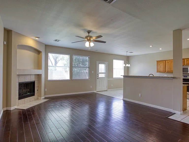 3408 Paradise Valley Dr — Photo 5