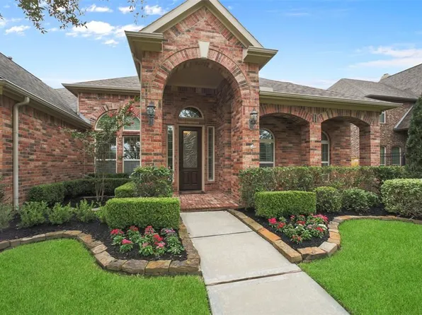 8718 Rampart Point Dr, Richmond, TX 77406