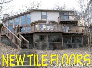 312 Huckleberry Hill Dr, Sunrise Beach, MO 65079