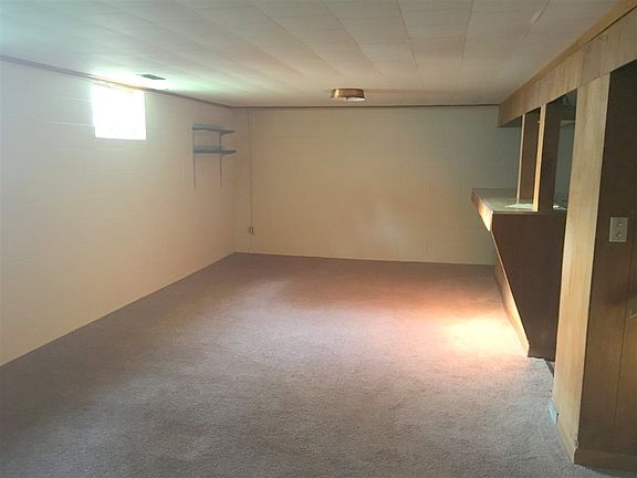 4th image of 1415 4th Ave