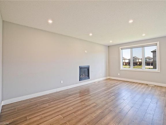 5th image of 2606 Bateman Trl