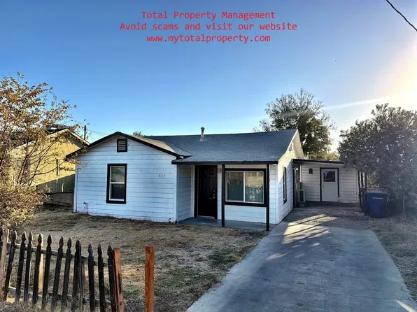669 S 11 1/2 Ave, Hanford, CA 93230