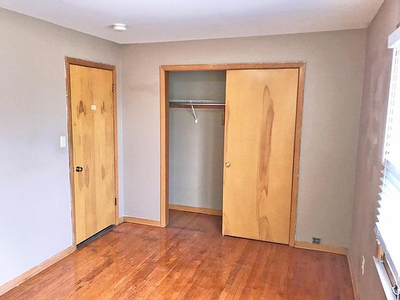 4th image of 317 Olive St APT 2
