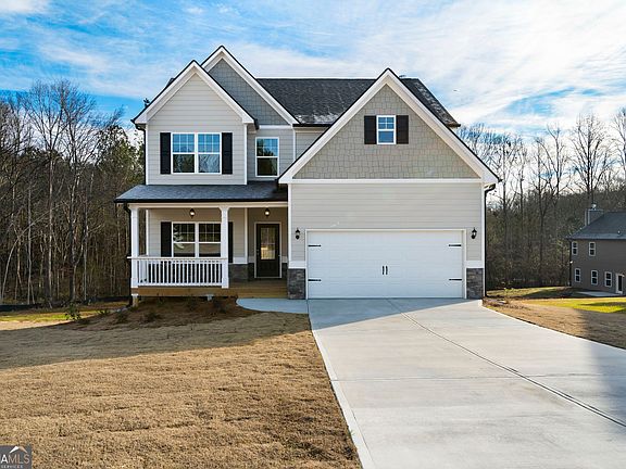 4th image of 20 Jeffrey Ln